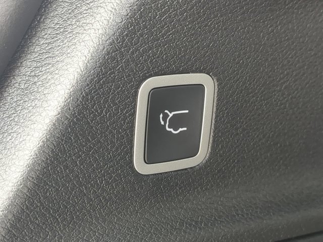 New 2026 Chrysler Pacifica Select FWD image 15