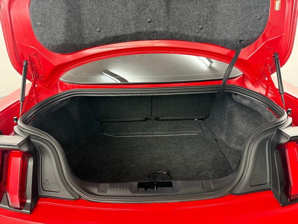 Used 2019 Ford Mustang Coupe w/ Black Accent Package image 31