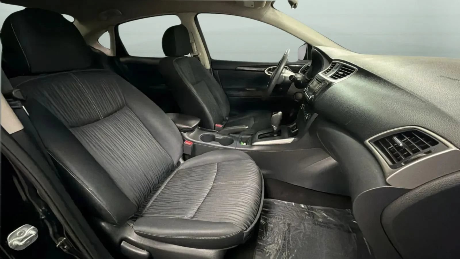 Used 2017 Nissan Sentra SV FWD image 21