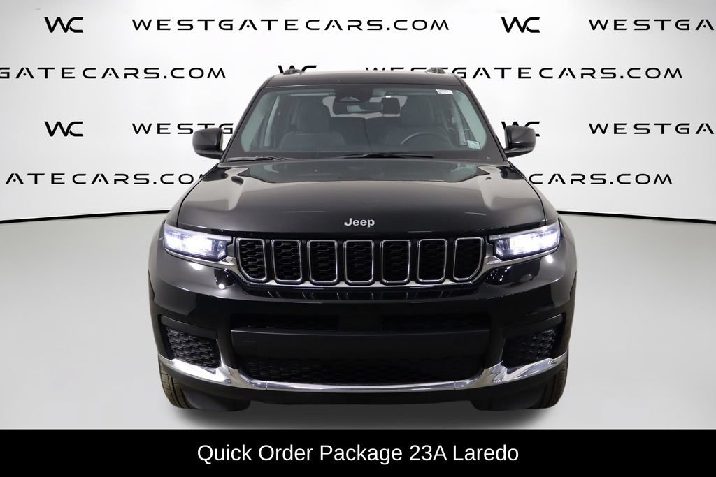 Used 2024 Jeep Grand Cherokee L Laredo AWD/4WD image 2