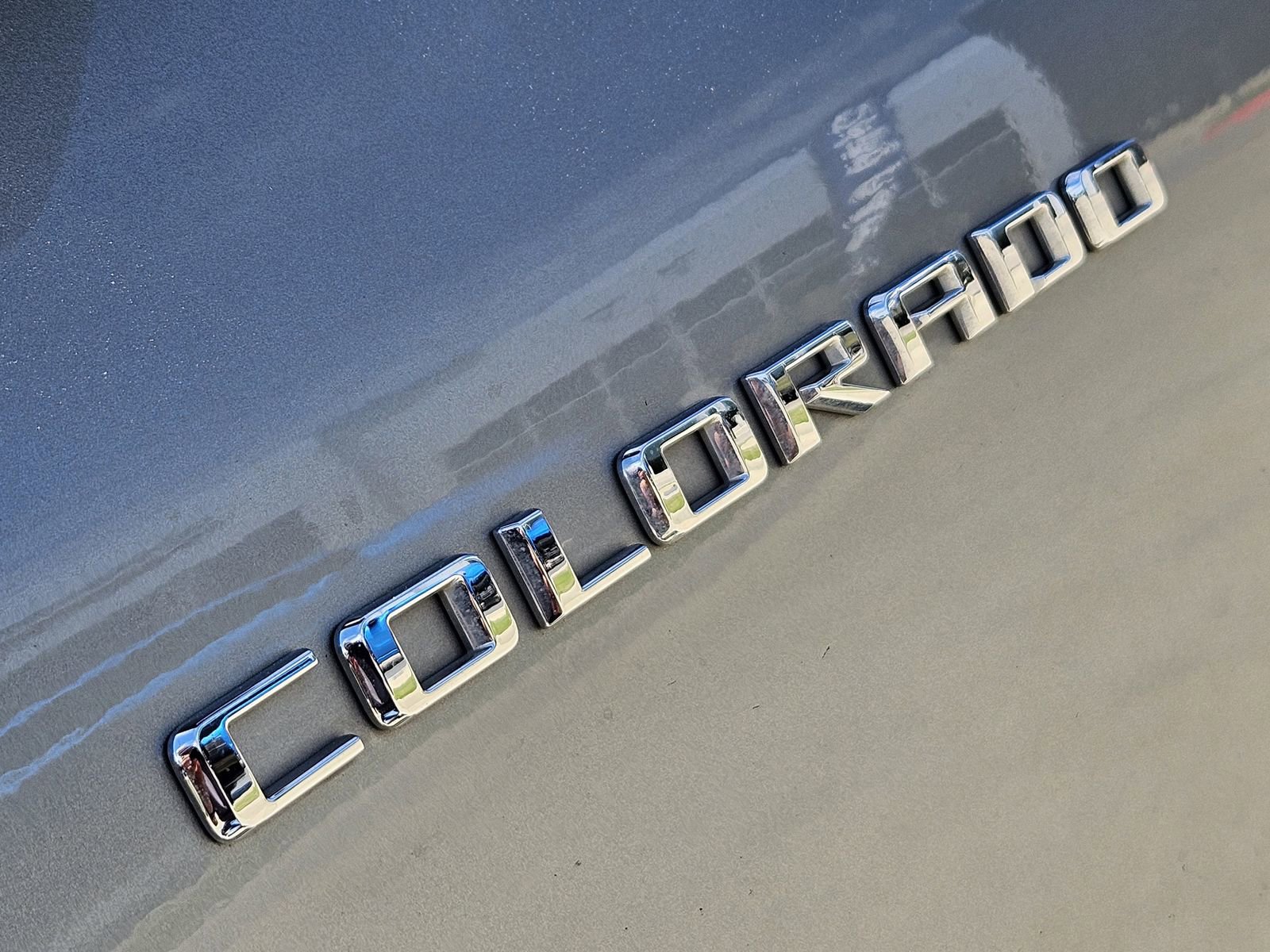 Used 2023 Chevrolet Colorado LT w/ LT Convenience Package image 14