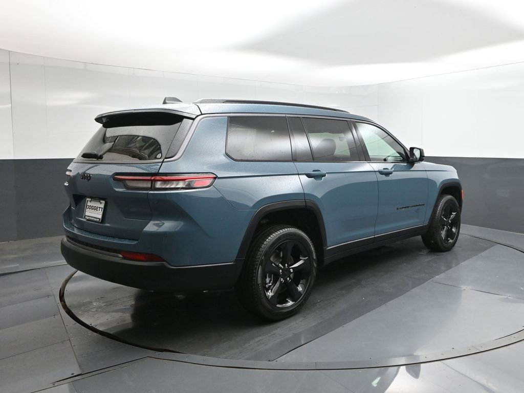 New 2026 Jeep Grand Cherokee L Limited RWD image 7