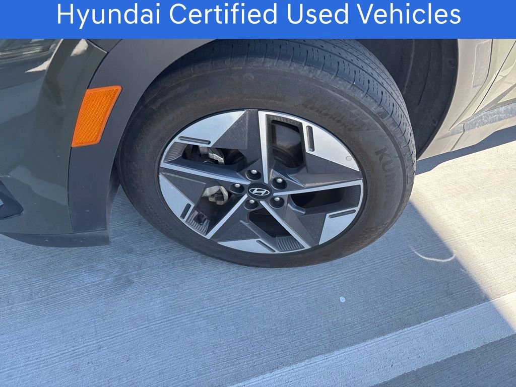 Certified 2025 Hyundai Tucson SEL image 2