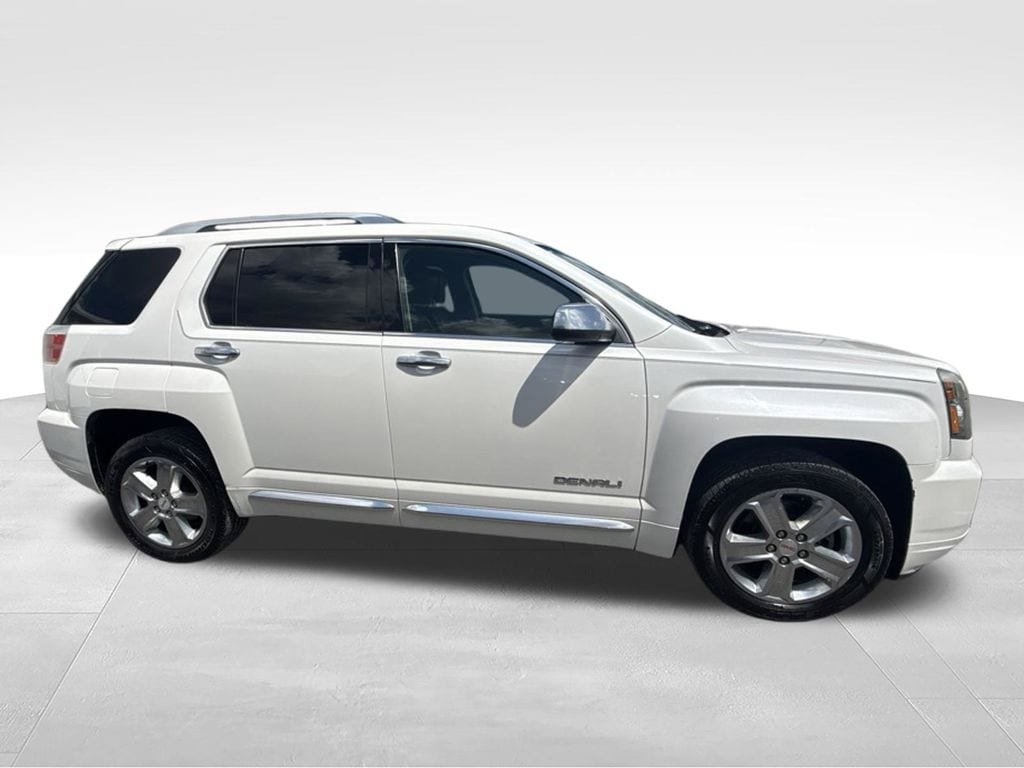 Used 2016 GMC Terrain Denali FWD video 2