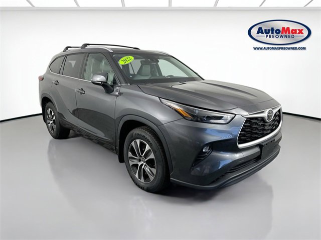Used 2022 Toyota Highlander XLE