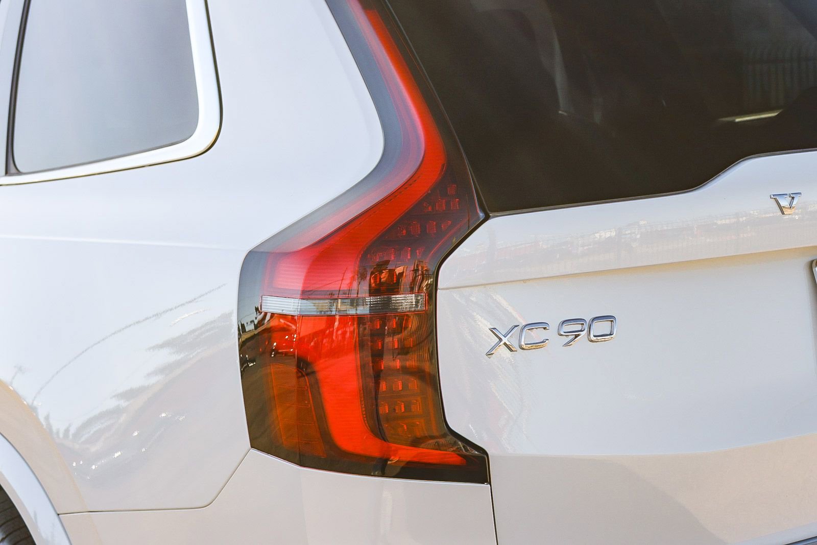 New 2026 Volvo XC90 T8 Plus w/ Protection Package Premier image 10