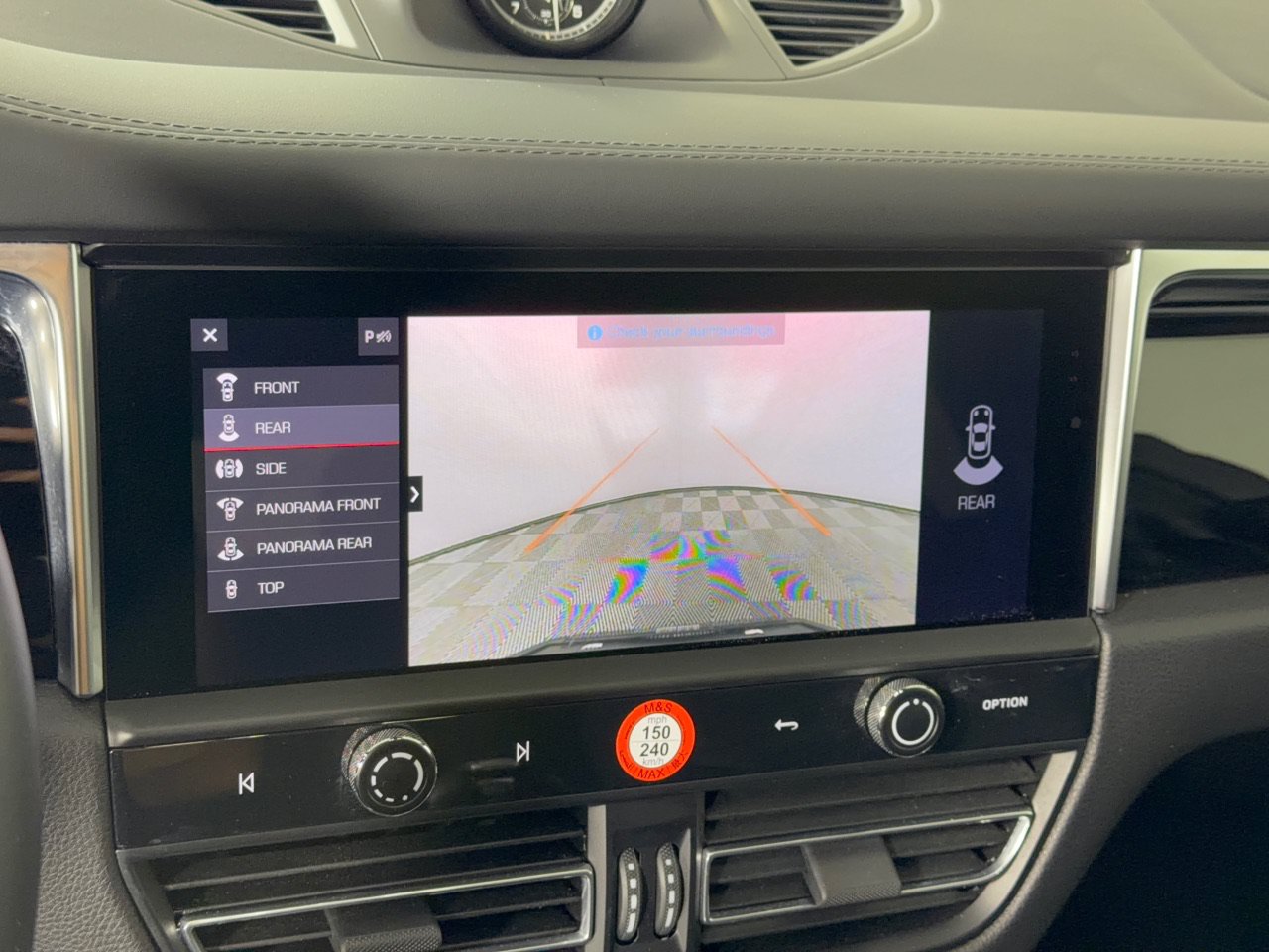 Certified 2022 Porsche Macan S AWD/4WD image 27