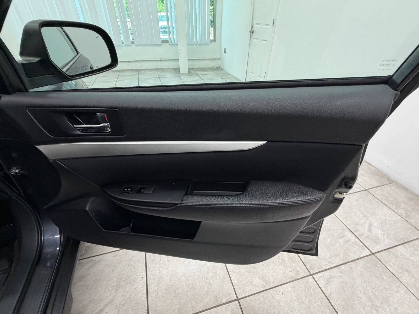 Used 2012 Subaru Outback 2.5i Premium AWD/4WD image 20