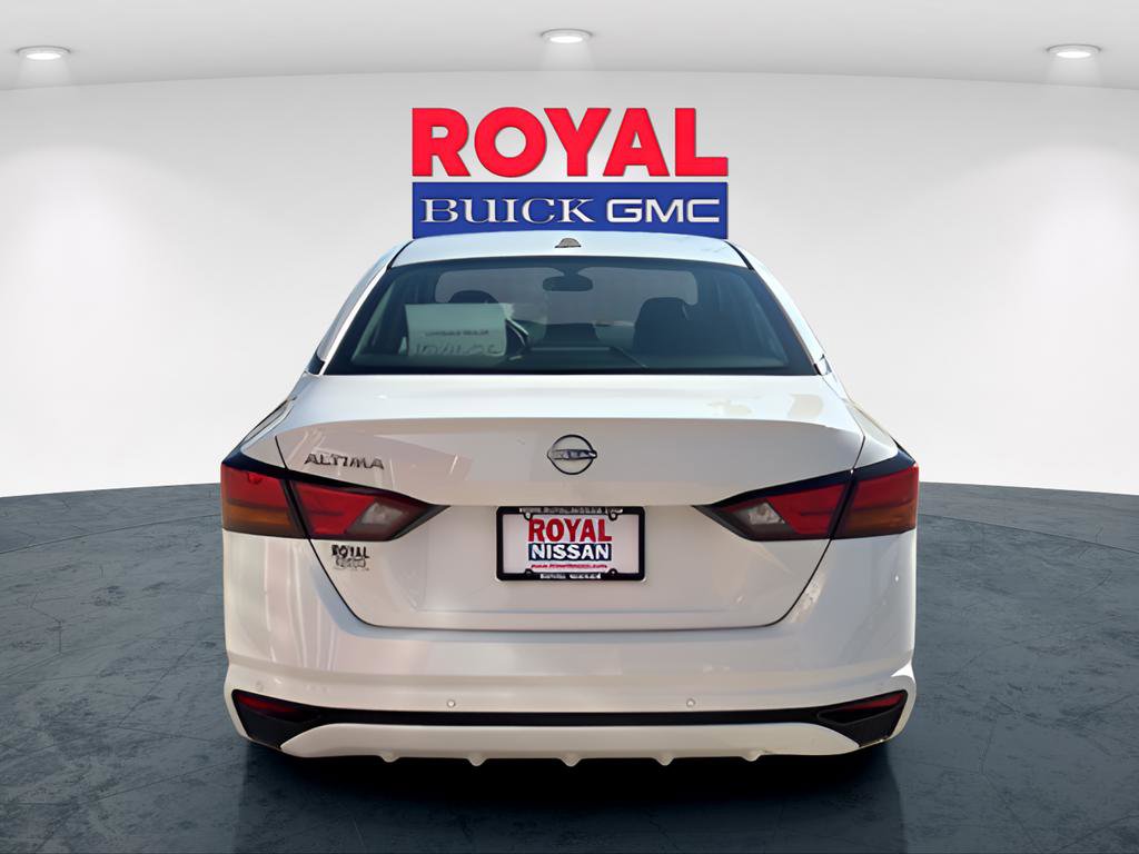 Used 2025 Nissan Altima 2.5 S image 6
