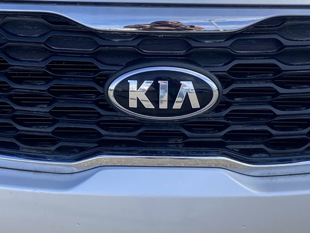 Used 2019 Kia Sorento L image 11