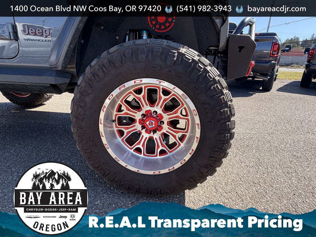 Used 2021 Jeep Wrangler Rubicon w/ Cold Weather Group AWD/4WD image 9
