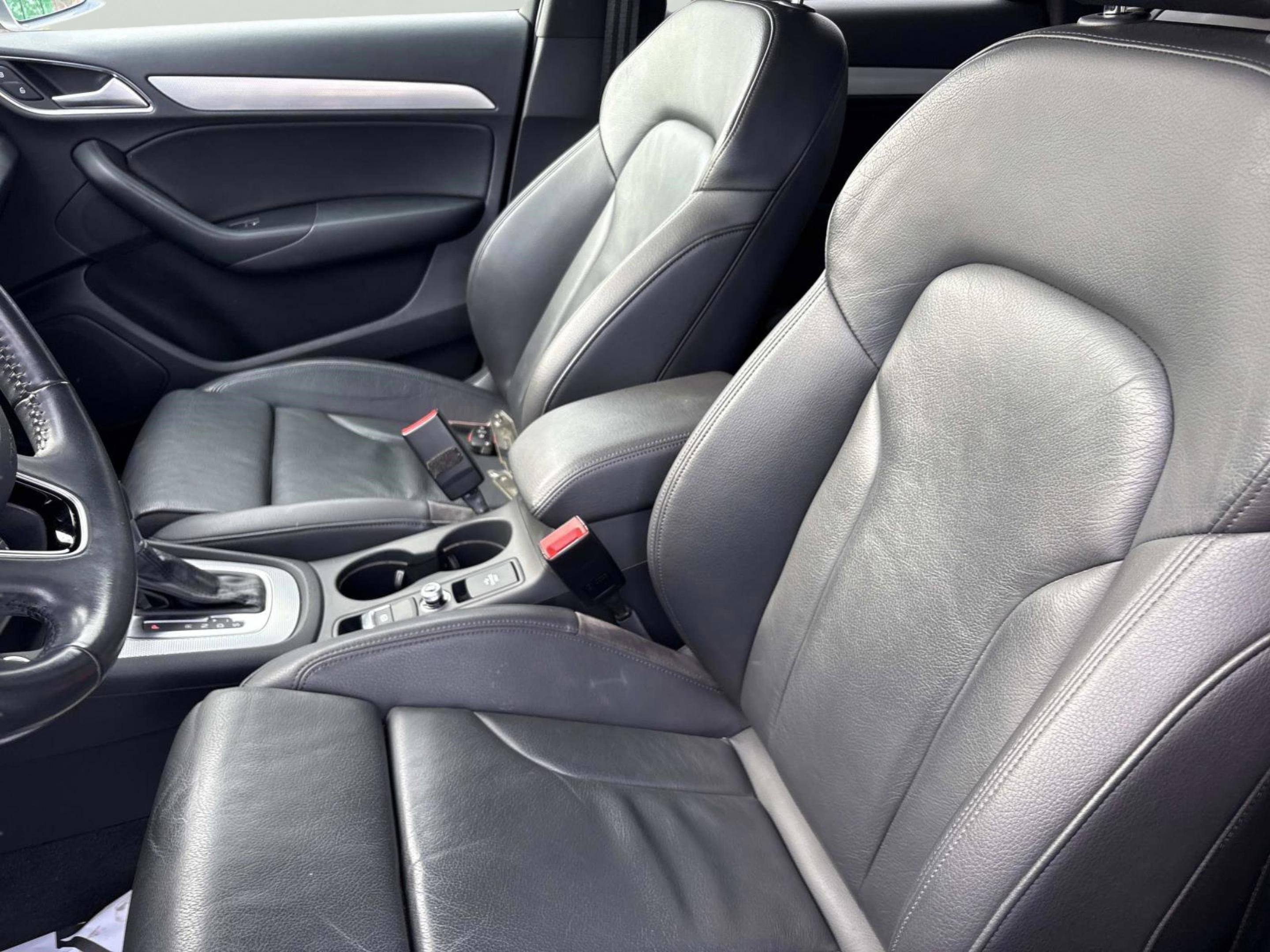 Used 2018 Audi Q3 2.0T Premium w/ Convenience Package image 22