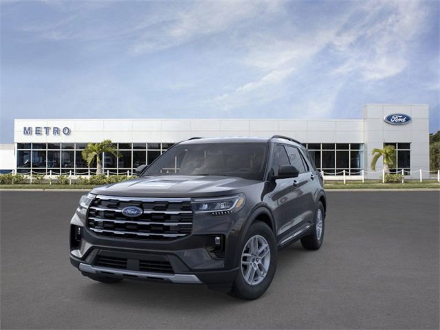 New 2025 Ford Explorer Active w/ Active Comfort Package video 2