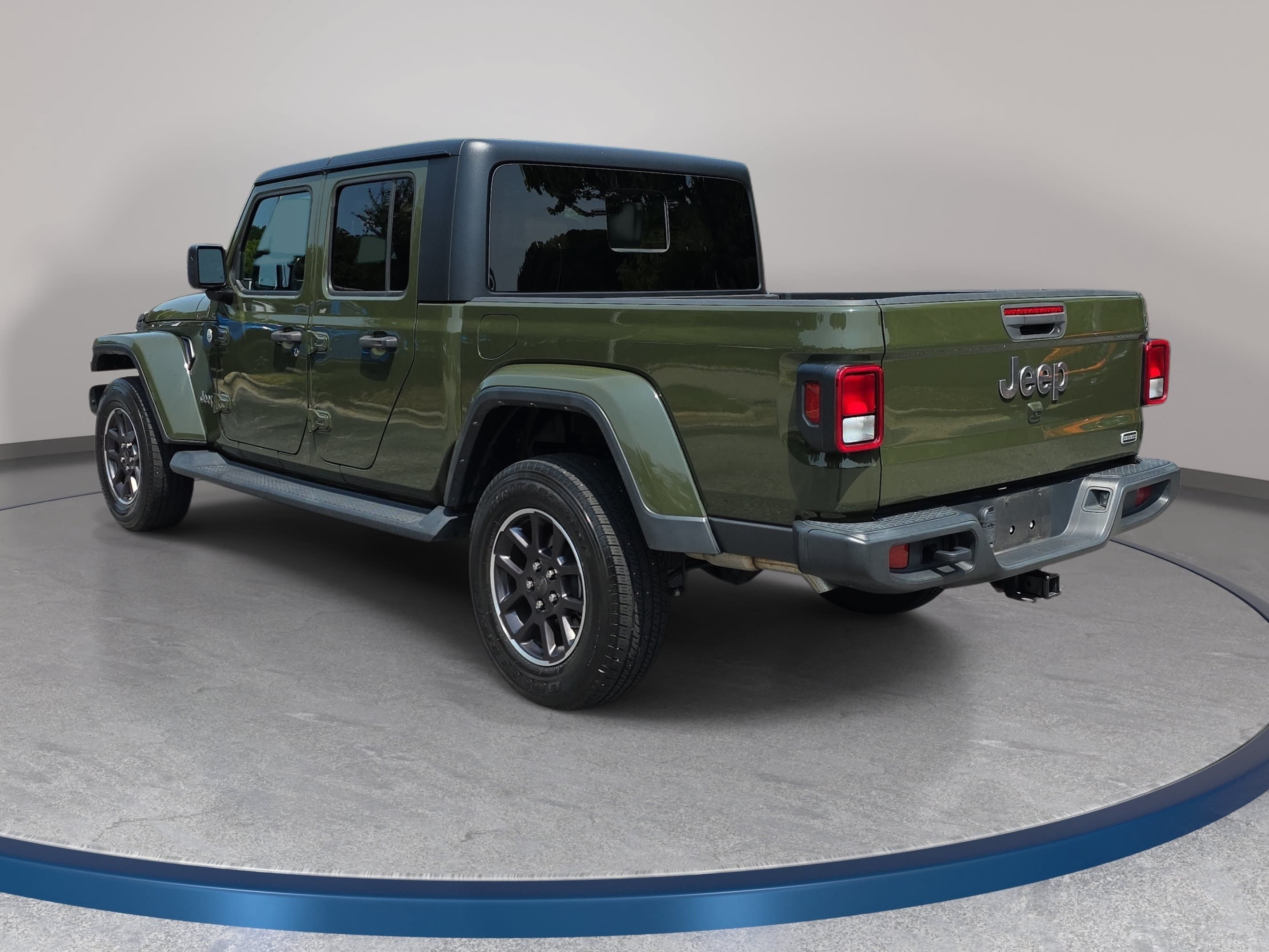 Certified 2023 Jeep Gladiator Overland w/ Popular Equipment Package AWD/4WD image 7