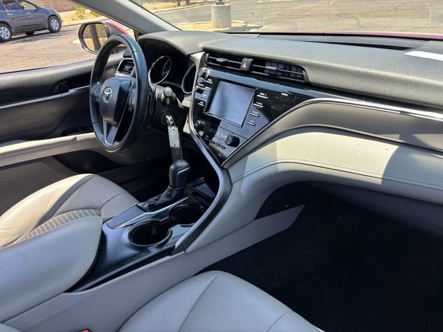 Used 2018 Toyota Camry SE FWD image 12