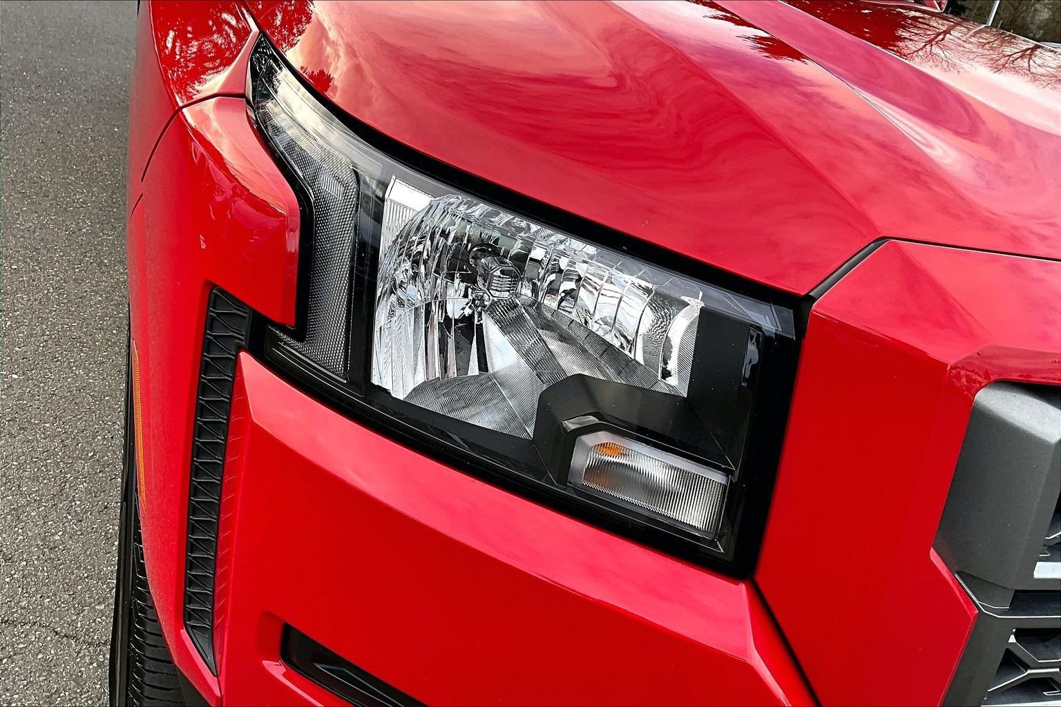 Used 2022 Nissan Frontier SV w/ Technology Package image 31