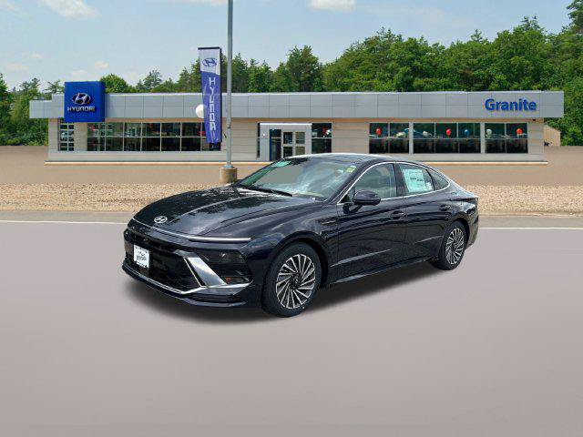 New 2026 Hyundai Sonata Limited FWD image 2