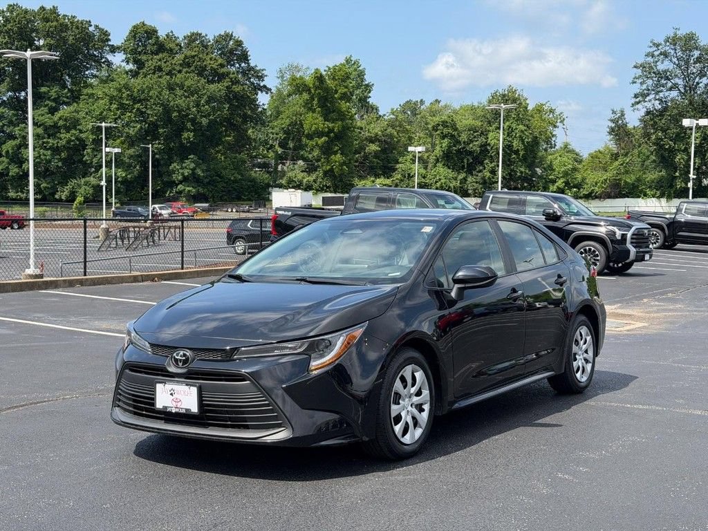 Certified 2023 Toyota Corolla LE w/ Carpet Mat Package (TMS) FWD image 10