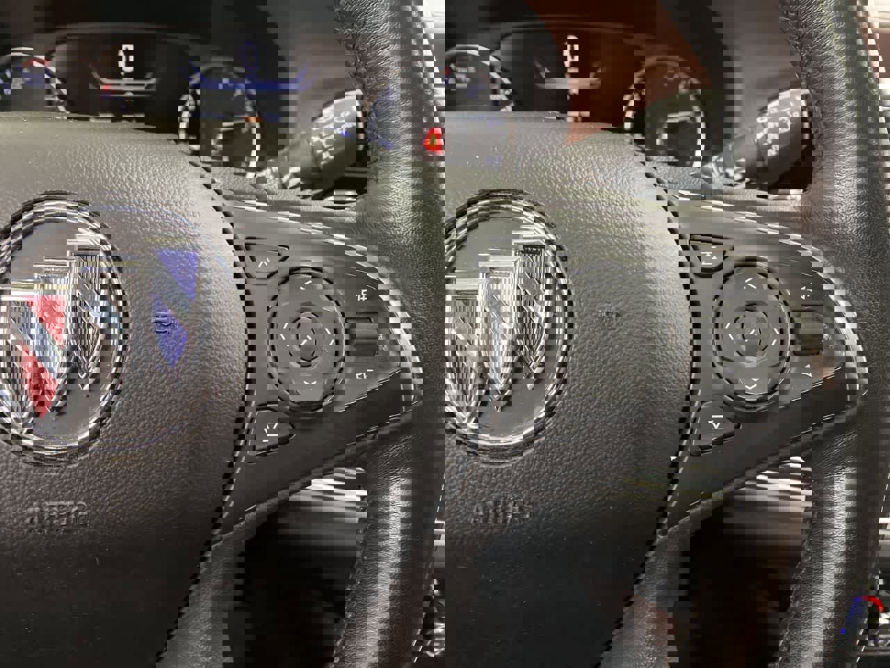 Used 2021 Buick Enclave Avenir w/ Avenir Technology Package image 21