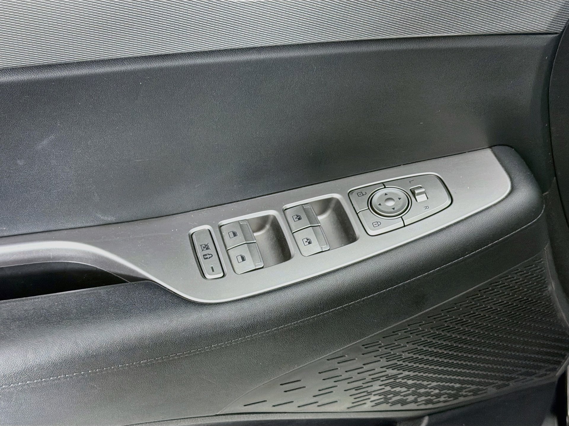 Used 2020 Hyundai Palisade SEL w/ Convenience Package FWD image 17