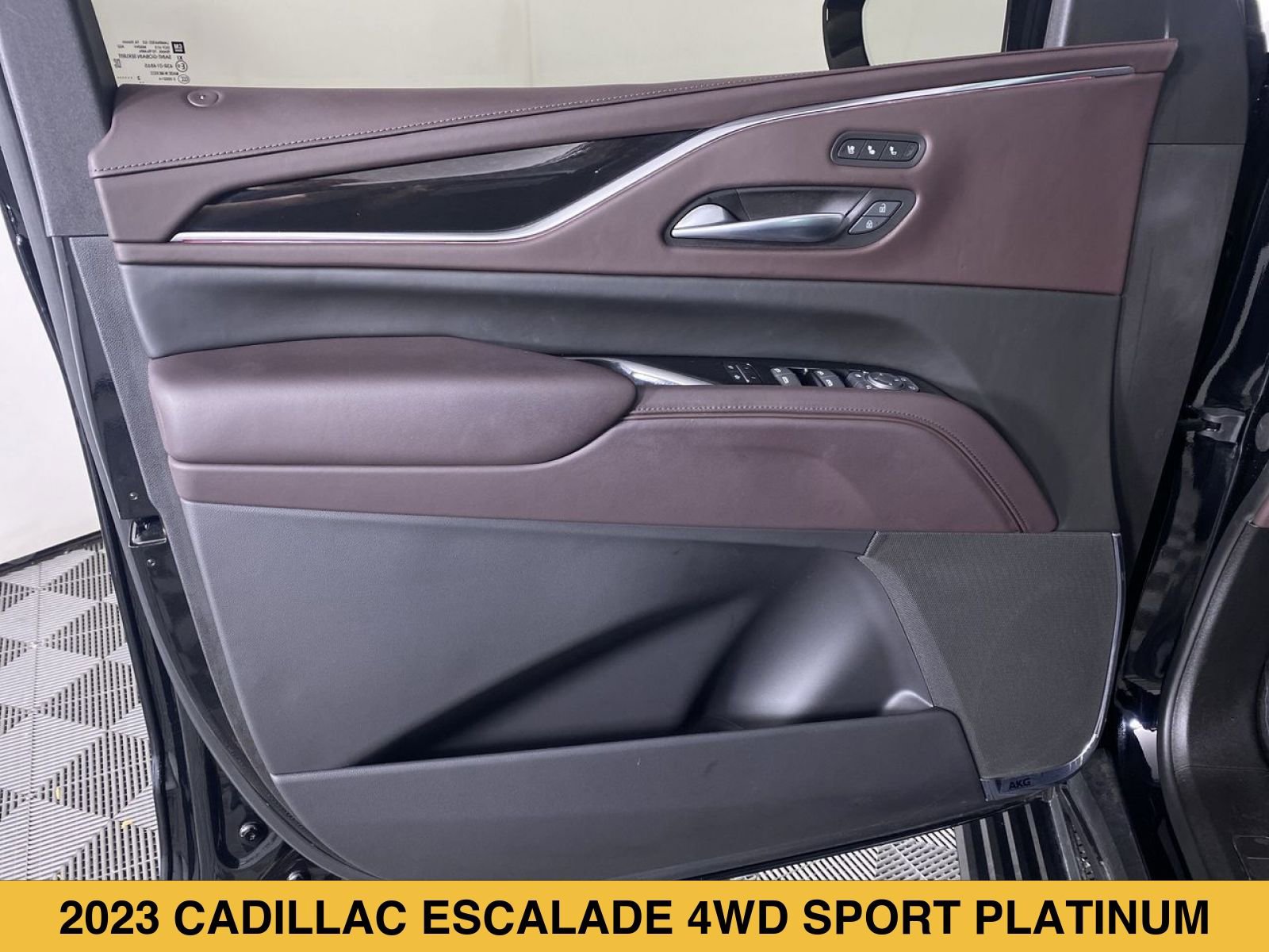 Certified 2023 Cadillac Escalade Sport Platinum w/ LPO, ONYX Package AWD/4WD image 12