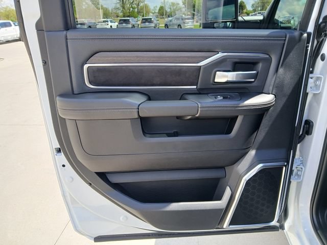 New 2026 RAM 2500 Laramie w/ Towing Technology Group AWD/4WD image 13