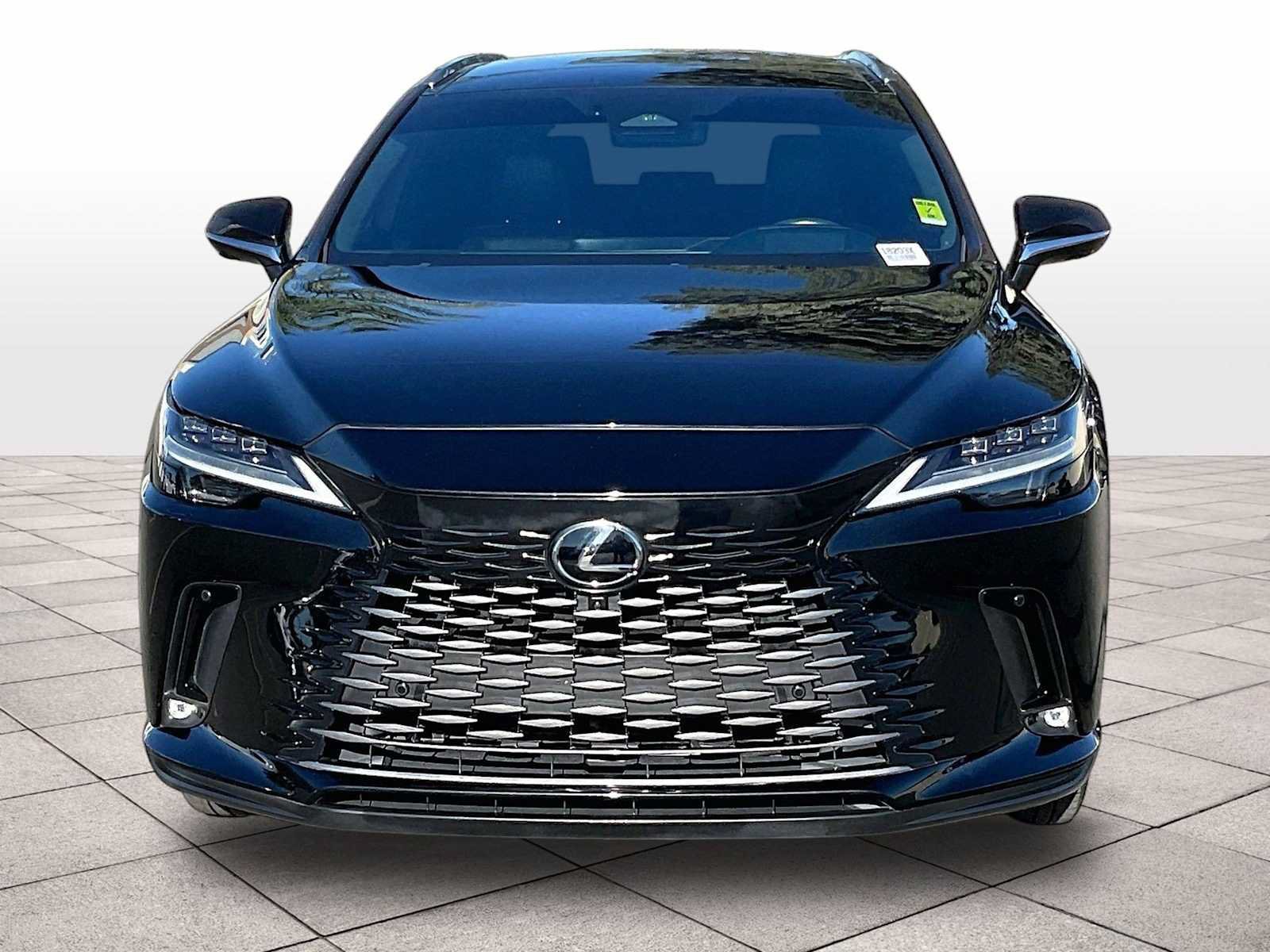 Used 2024 Lexus RX 350 w/ Convenience Package AWD/4WD image 3