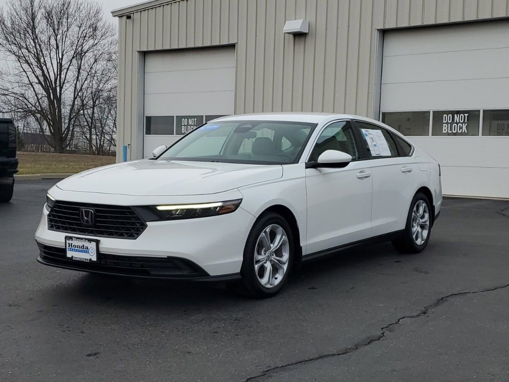 Certified 2023 Honda Accord LX image 3