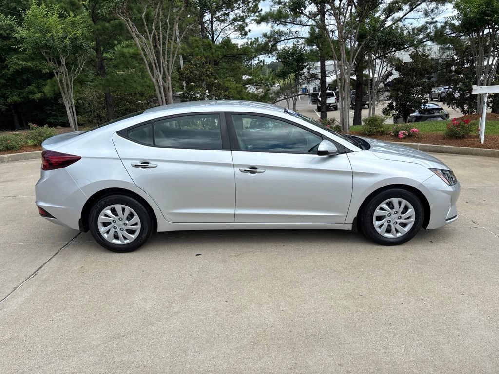 Used 2020 Hyundai Elantra SE FWD image 6
