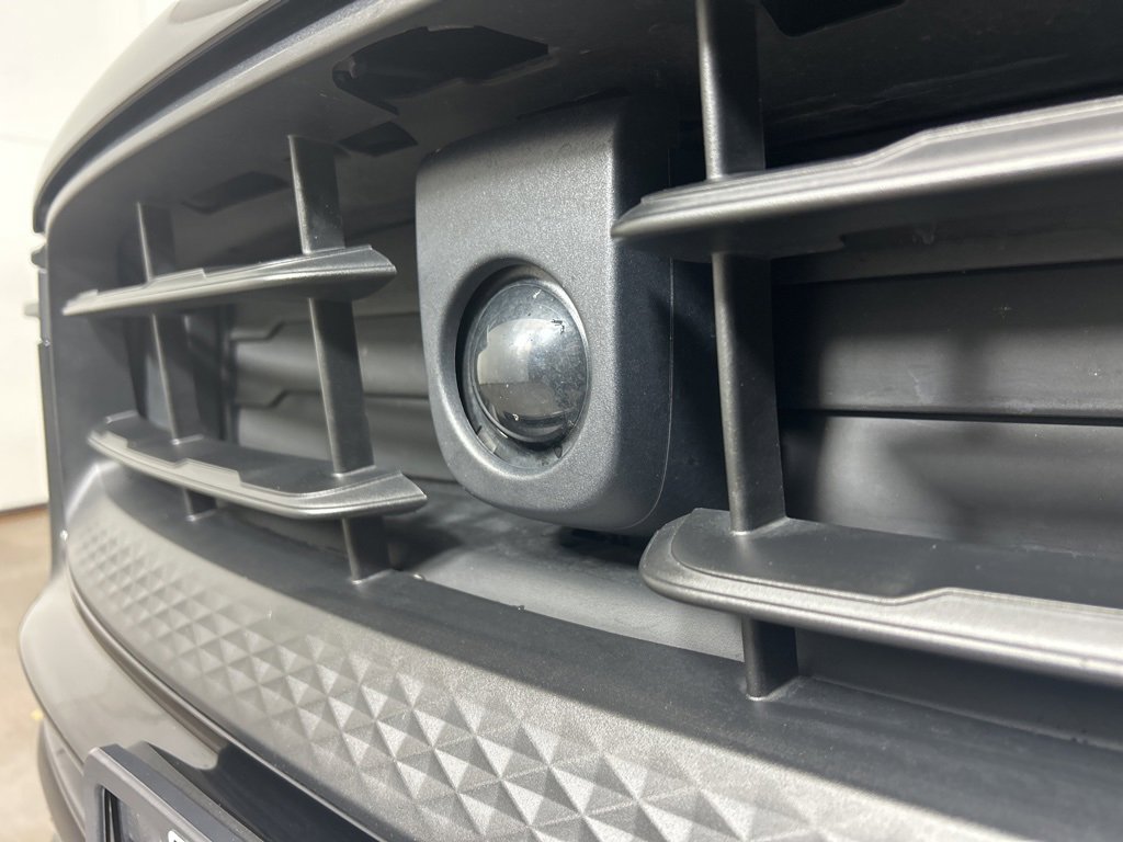 Certified 2025 Porsche Macan image 34