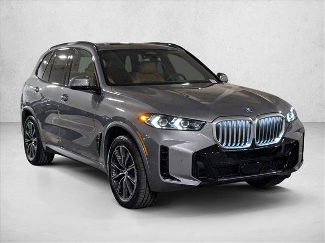 New 2026 BMW X5 xDrive50e w/ M Sport Package AWD/4WD image 6