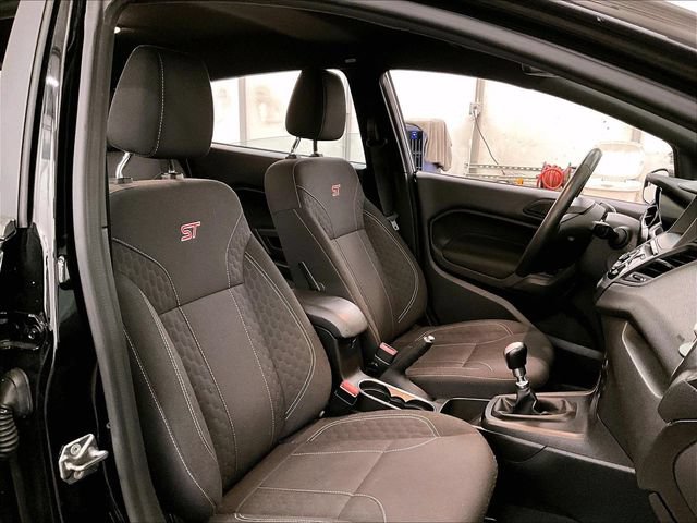 Used 2017 Ford Fiesta ST FWD image 8