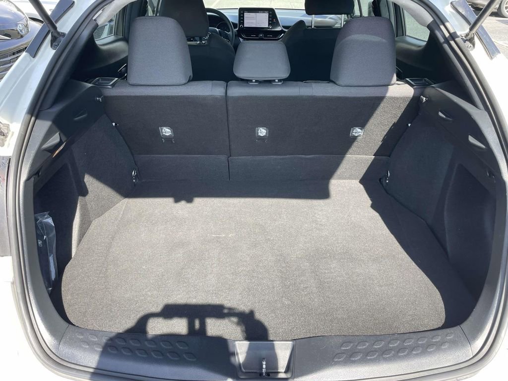 Used 2021 Toyota C-HR LE image 45