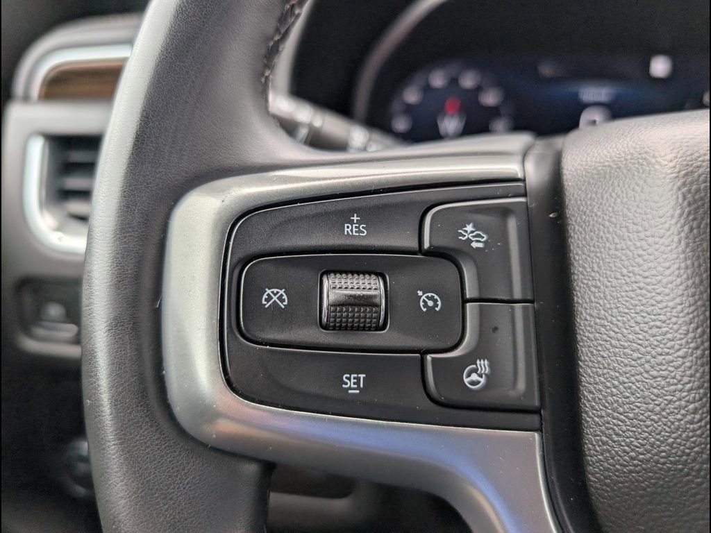 Used 2023 Chevrolet Suburban Premier RWD image 19
