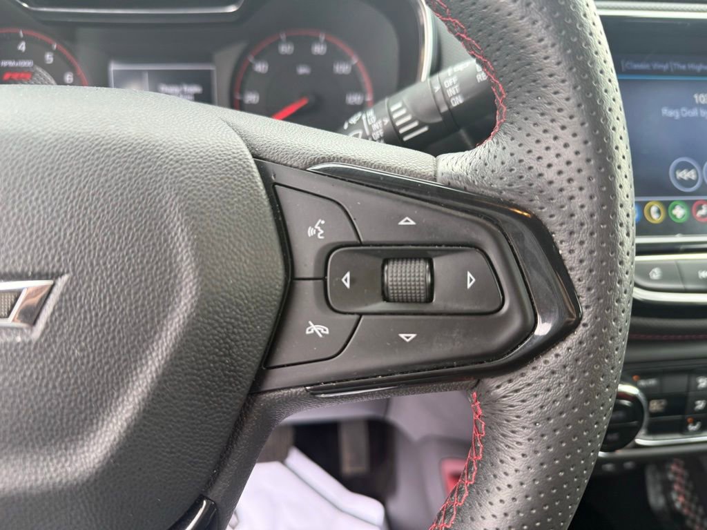 Used 2023 Chevrolet TrailBlazer RS w/ Convenience Package image 28