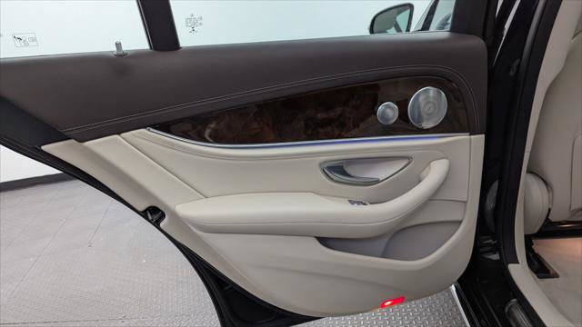 Used 2017 Mercedes-Benz E 300 image 16
