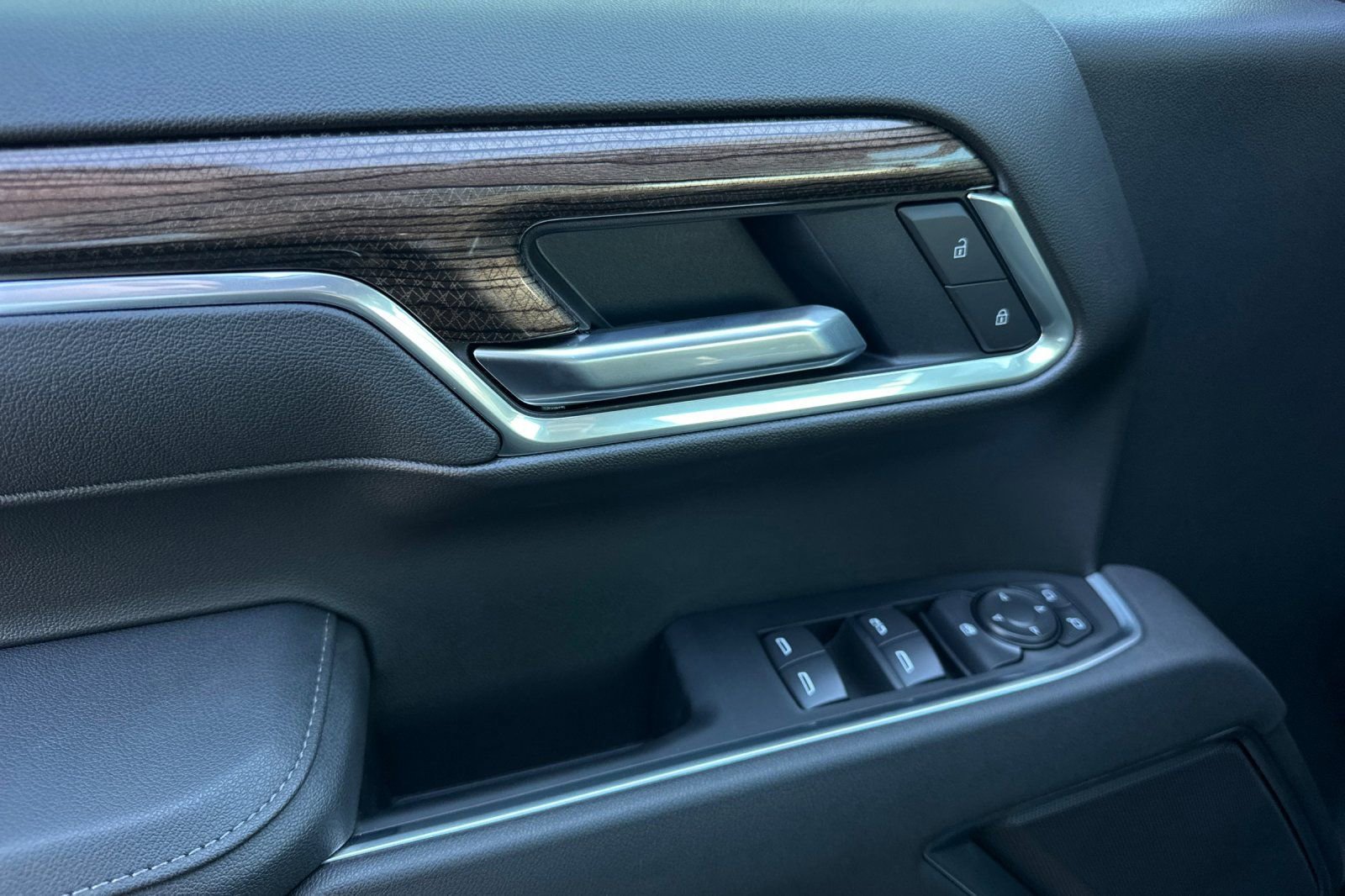 New 2026 Chevrolet Silverado 1500 LT w/ Safety Package image 11