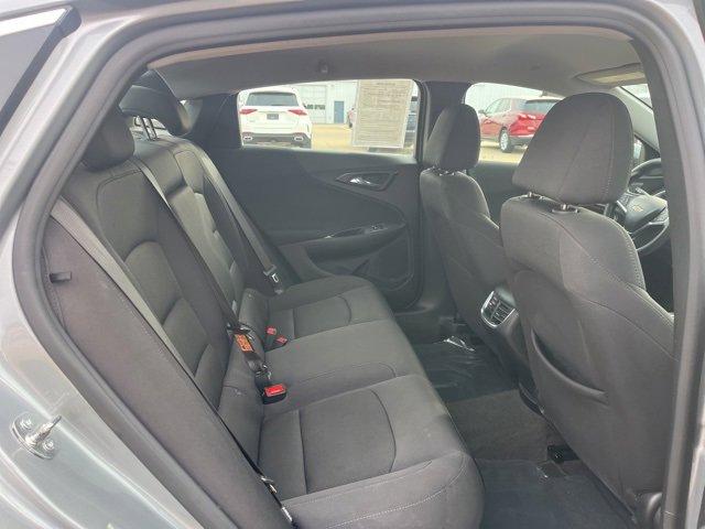 Used 2024 Chevrolet Malibu LT image 40