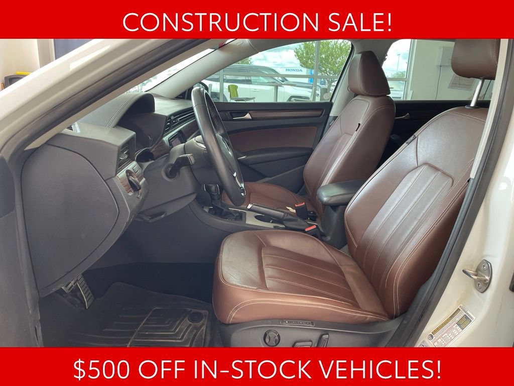 Used 2022 Volkswagen Passat 2.0T FWD image 9
