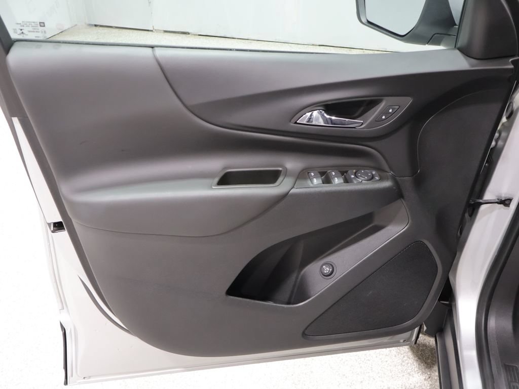 Used 2022 Chevrolet Equinox LT AWD/4WD image 14
