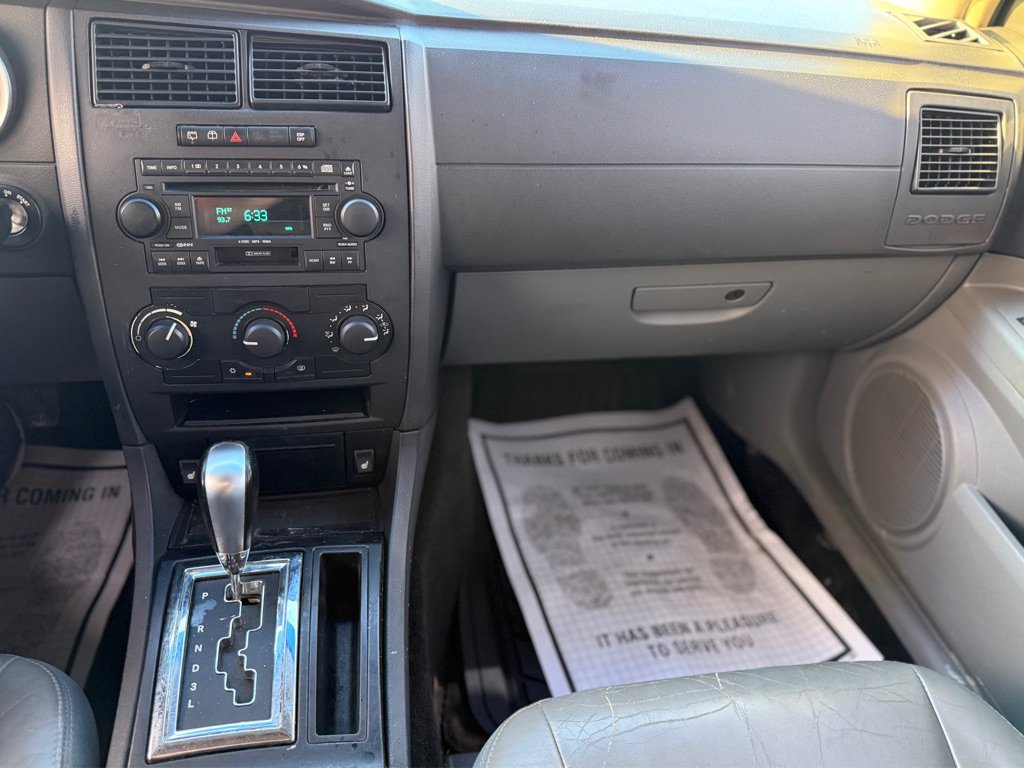 Used 2005 Dodge Magnum SE RWD image 11