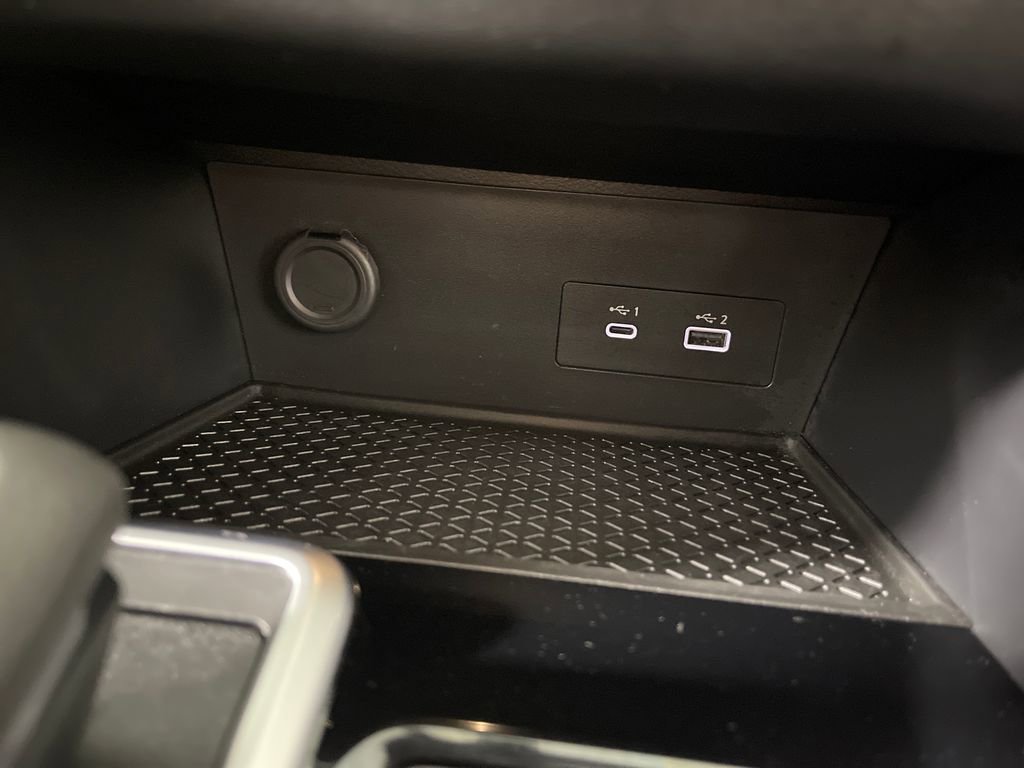 Used 2025 Nissan Pathfinder SV FWD image 30