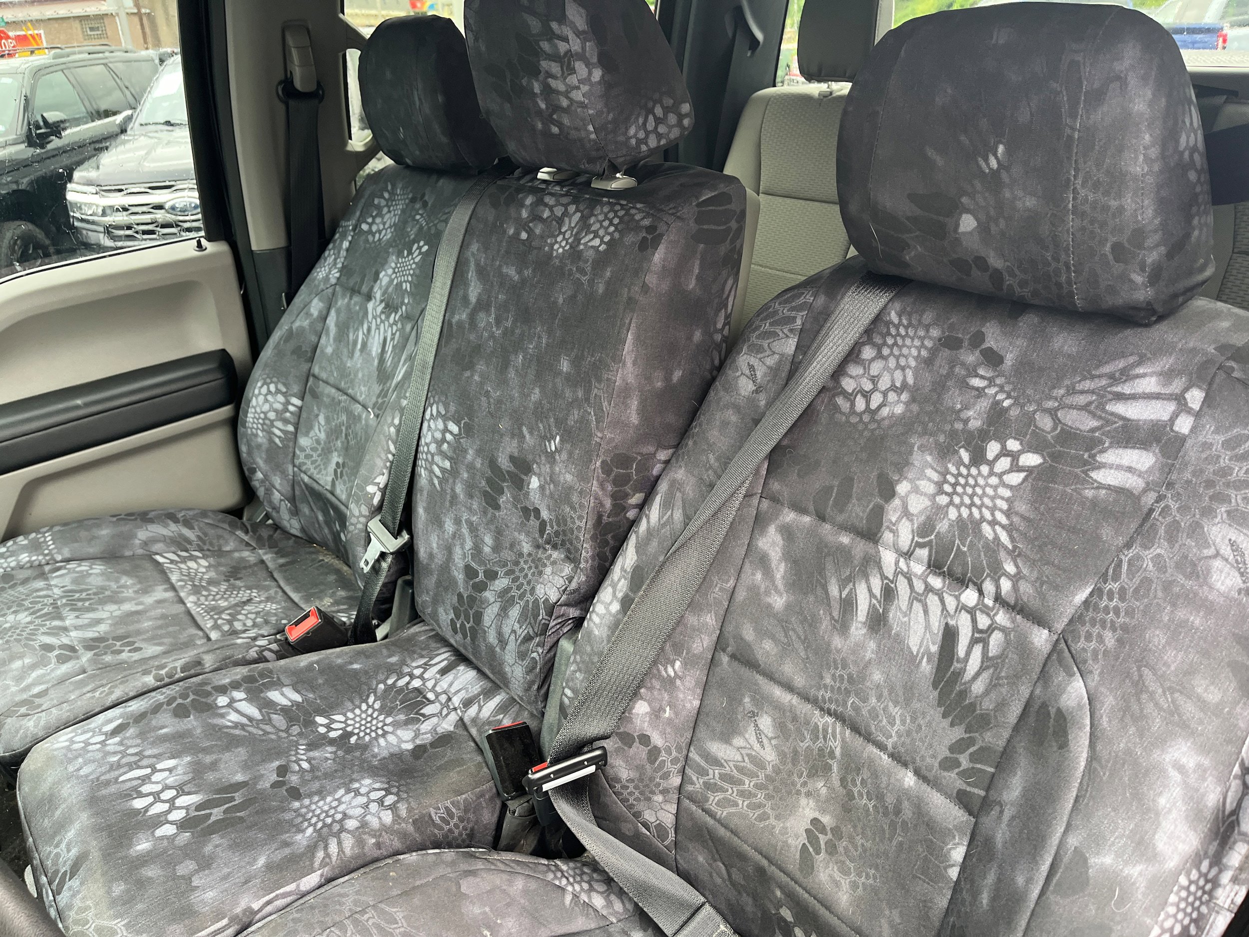 Used 2022 Ford F250 XLT w/ Black Appearance Package AWD/4WD image 9