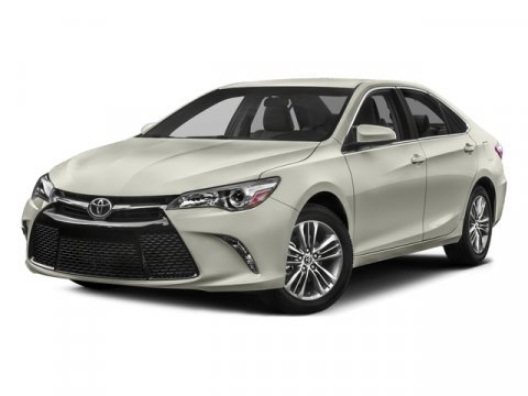 Used 2016 Toyota Camry SE image 1