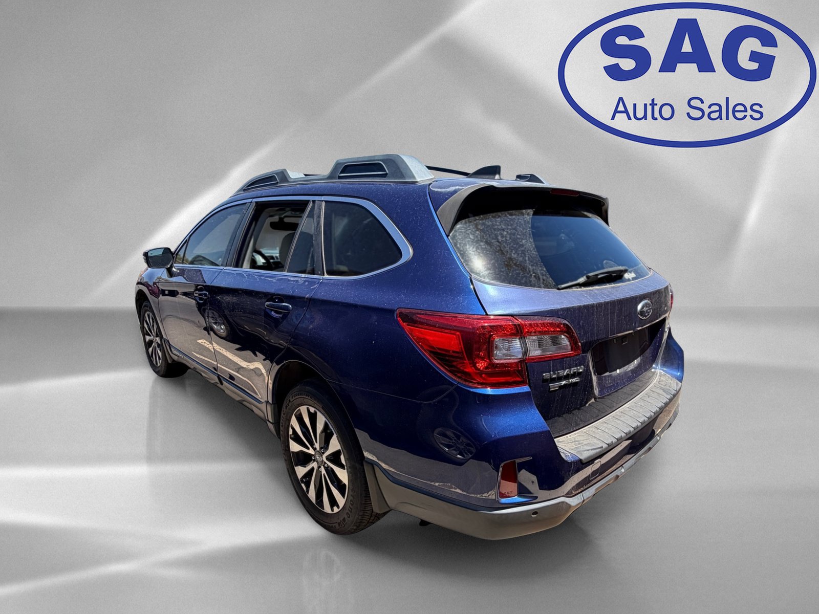 Used 2017 Subaru Outback 2.5i Limited AWD/4WD image 4