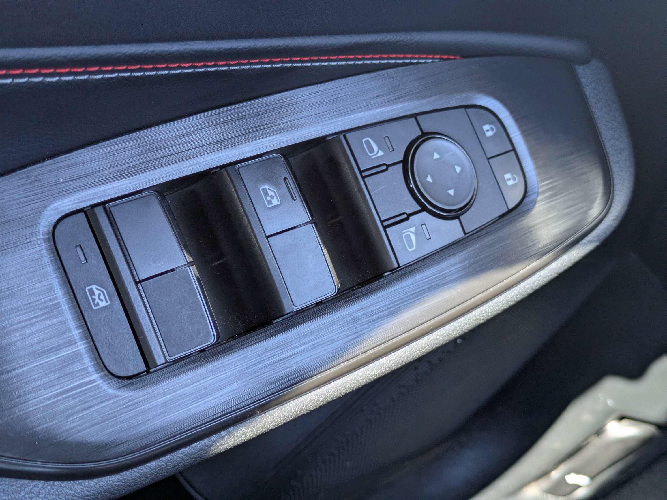 Used 2026 Nissan Sentra SR w/ Floor Mat Package FWD image 13