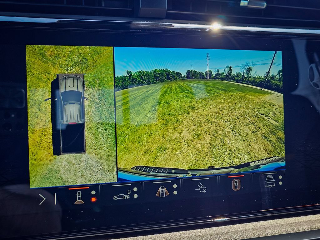 New 2026 GMC Sierra 3500 AT4 w/ AT4 Premium Plus Package AWD/4WD image 29
