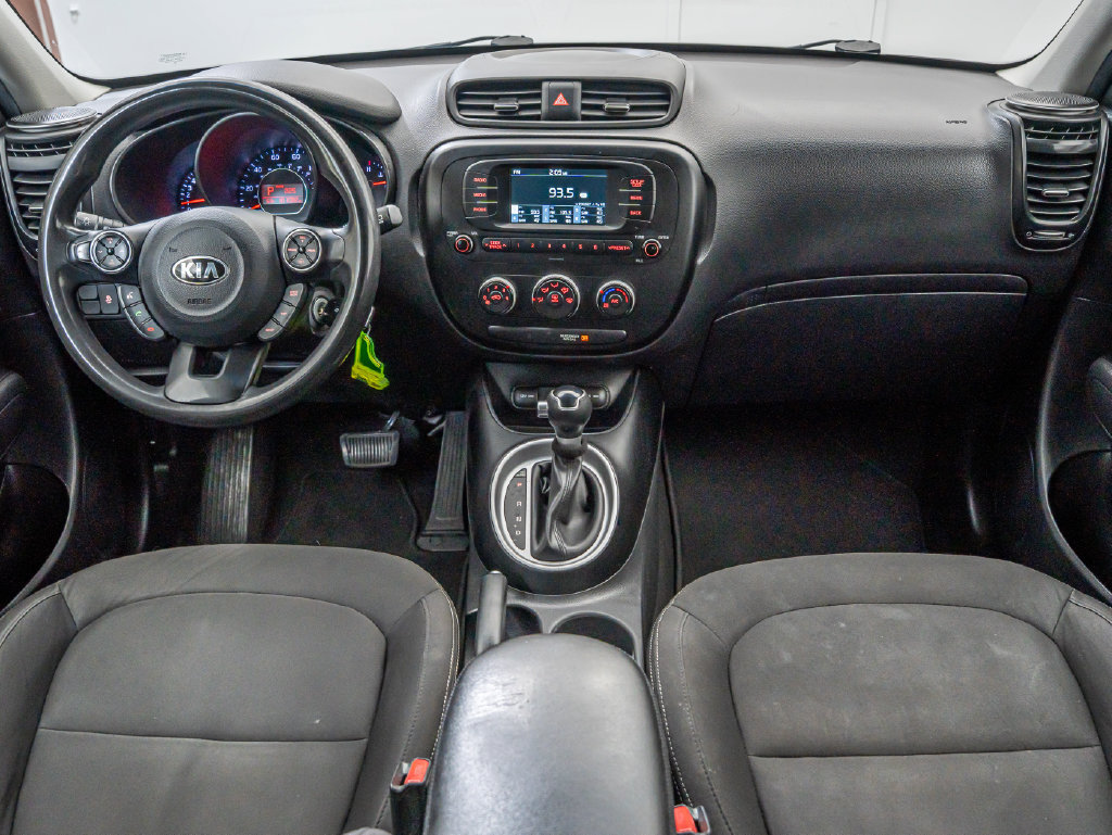 Used 2017 Kia Soul FWD image 29