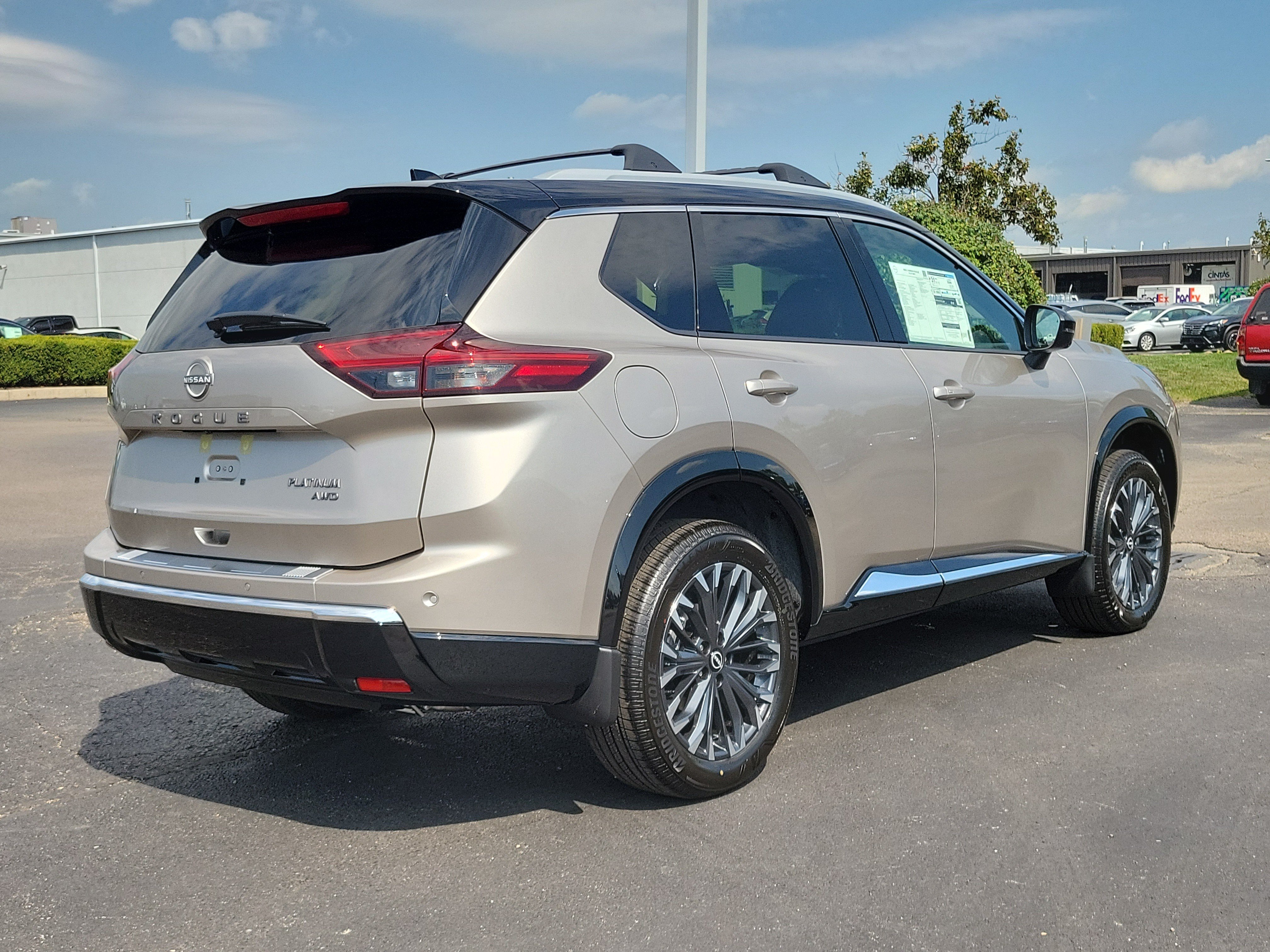 New 2026 Nissan Rogue Platinum w/ Platinum Premium Package AWD/4WD image 4