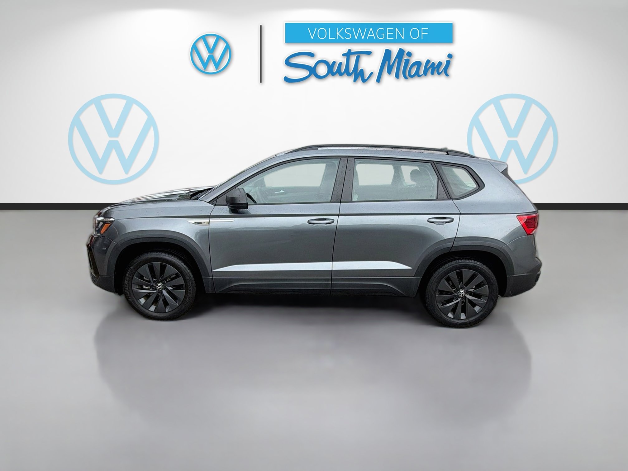 Used 2022 Volkswagen Taos S FWD image 4